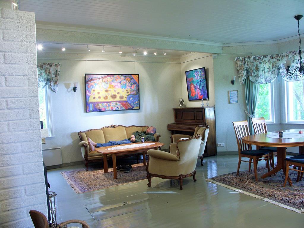 Villa Nurminata 파리칼라 객실 사진
